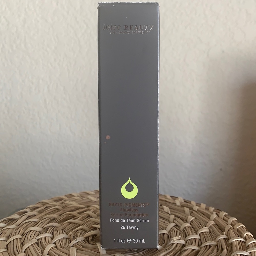 Juice Beauty Flawless Serum foundation